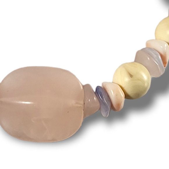 Vintage 90's Opaque Acrylic Bead Pink White Blue Abstract Choker - Picture 4 of 5